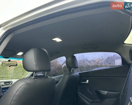 Серый Киа Рио, объемом двигателя 1.4 л и пробегом 191 тыс. км за 6400 $, фото 15 на Automoto.ua