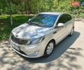 Серый Киа Рио, объемом двигателя 1.6 л и пробегом 130 тыс. км за 8000 $, фото 1 на Automoto.ua
