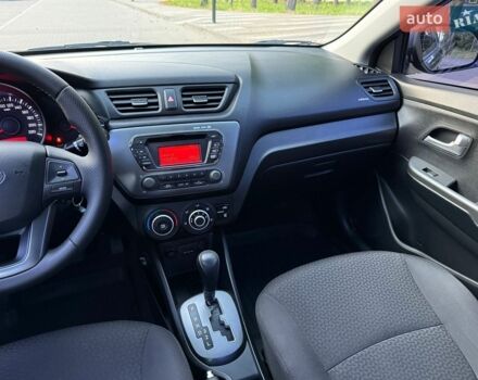 Серый Киа Рио, объемом двигателя 1.4 л и пробегом 87 тыс. км за 8950 $, фото 46 на Automoto.ua