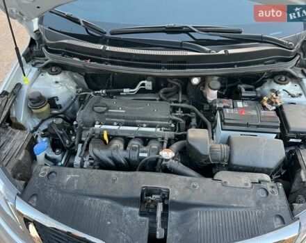 Серый Киа Рио, объемом двигателя 1.6 л и пробегом 25 тыс. км за 10200 $, фото 11 на Automoto.ua