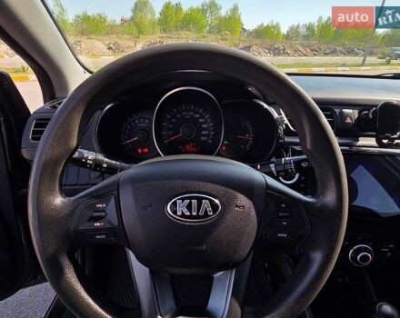 Серый Киа Рио, объемом двигателя 1.4 л и пробегом 97 тыс. км за 8700 $, фото 13 на Automoto.ua
