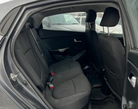 Сірий Кіа Ріо, об'ємом двигуна 0 л та пробігом 215 тис. км за 5999 $, фото 4 на Automoto.ua