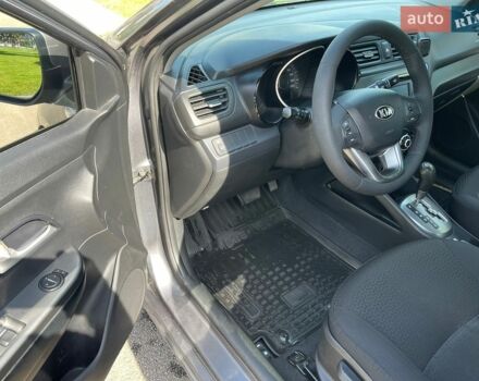 Сірий Кіа Ріо, об'ємом двигуна 1.6 л та пробігом 148 тис. км за 8300 $, фото 9 на Automoto.ua