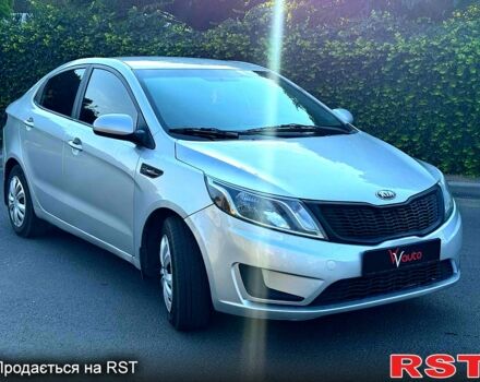 Сірий Кіа Ріо, об'ємом двигуна 1.4 л та пробігом 230 тис. км за 5799 $, фото 2 на Automoto.ua