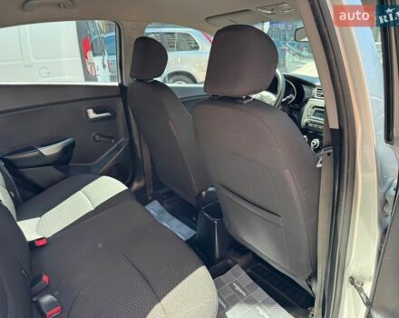 Сірий Кіа Ріо, об'ємом двигуна 1.4 л та пробігом 113 тис. км за 8350 $, фото 167 на Automoto.ua