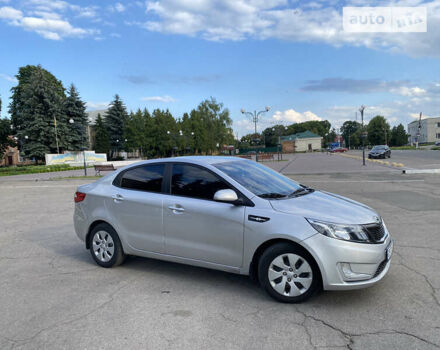 Серый Киа Рио, объемом двигателя 1.4 л и пробегом 175 тыс. км за 7200 $, фото 4 на Automoto.ua