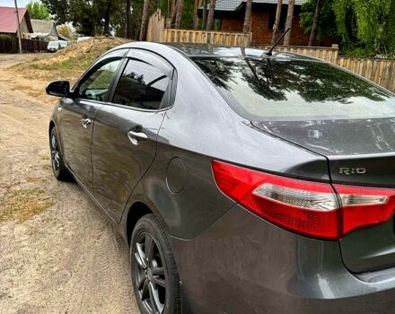 Сірий Кіа Ріо, об'ємом двигуна 1.4 л та пробігом 121 тис. км за 7500 $, фото 2 на Automoto.ua