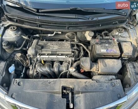 Серый Киа Рио, объемом двигателя 1.4 л и пробегом 107 тыс. км за 9000 $, фото 16 на Automoto.ua