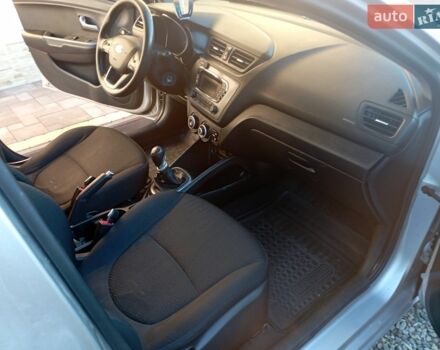 Серый Киа Рио, объемом двигателя 1.4 л и пробегом 260 тыс. км за 5900 $, фото 8 на Automoto.ua