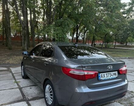 Сірий Кіа Ріо, об'ємом двигуна 1.4 л та пробігом 202 тис. км за 6500 $, фото 3 на Automoto.ua