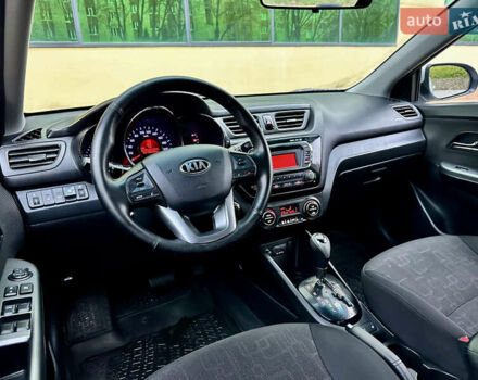 Серый Киа Рио, объемом двигателя 1.6 л и пробегом 168 тыс. км за 7800 $, фото 8 на Automoto.ua