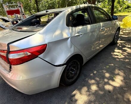 Сірий Кіа Ріо, об'ємом двигуна 1.4 л та пробігом 175 тис. км за 3200 $, фото 2 на Automoto.ua