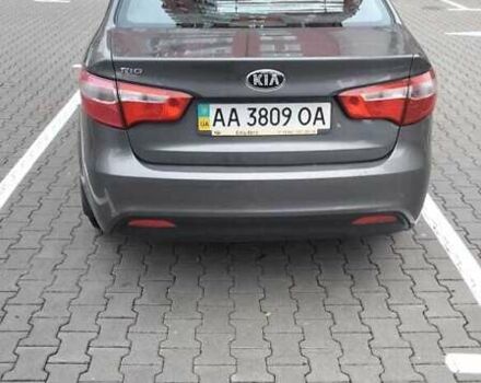 Серый Киа Рио, объемом двигателя 1.4 л и пробегом 131 тыс. км за 7100 $, фото 3 на Automoto.ua
