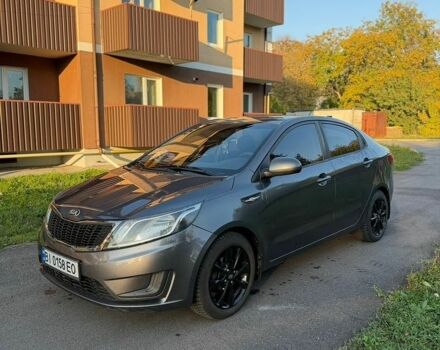 Сірий Кіа Ріо, об'ємом двигуна 1.4 л та пробігом 174 тис. км за 8400 $, фото 3 на Automoto.ua