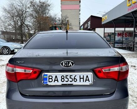 Серый Киа Рио, объемом двигателя 1.4 л и пробегом 15300 тыс. км за 7300 $, фото 5 на Automoto.ua