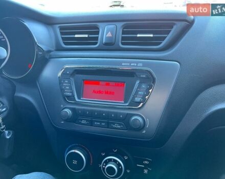 Серый Киа Рио, объемом двигателя 1.4 л и пробегом 168 тыс. км за 7500 $, фото 10 на Automoto.ua
