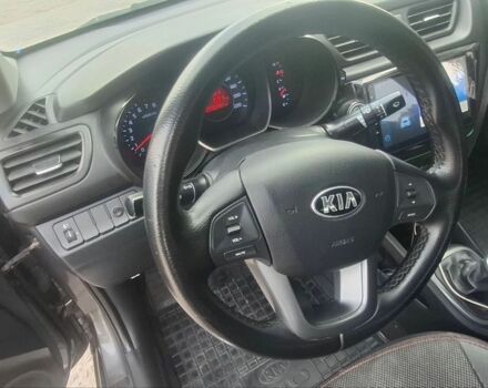 Серый Киа Рио, объемом двигателя 1.4 л и пробегом 125 тыс. км за 7500 $, фото 3 на Automoto.ua