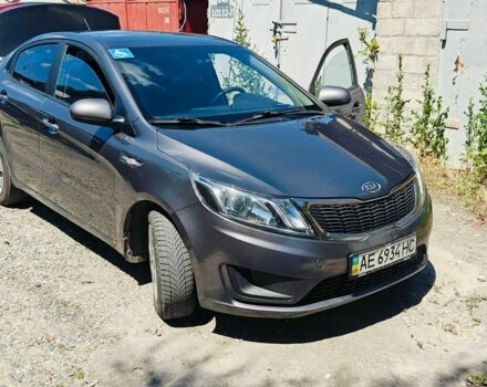 Серый Киа Рио, объемом двигателя 1.4 л и пробегом 190 тыс. км за 7000 $, фото 1 на Automoto.ua