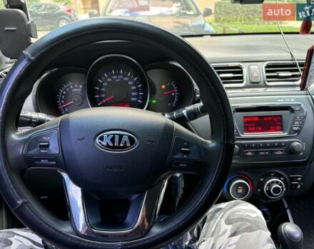 Серый Киа Рио, объемом двигателя 1.4 л и пробегом 125 тыс. км за 6500 $, фото 3 на Automoto.ua