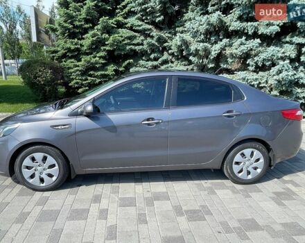 Сірий Кіа Ріо, об'ємом двигуна 1.6 л та пробігом 148 тис. км за 8300 $, фото 21 на Automoto.ua