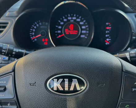 Серый Киа Рио, объемом двигателя 1.6 л и пробегом 96 тыс. км за 10800 $, фото 6 на Automoto.ua