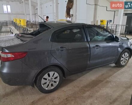 Серый Киа Рио, объемом двигателя 1.6 л и пробегом 260 тыс. км за 3700 $, фото 5 на Automoto.ua