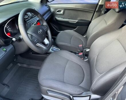 Сірий Кіа Ріо, об'ємом двигуна 1.4 л та пробігом 87 тис. км за 8950 $, фото 36 на Automoto.ua