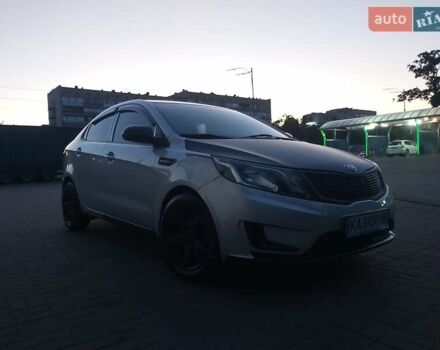 Серый Киа Рио, объемом двигателя 1.4 л и пробегом 317 тыс. км за 6200 $, фото 1 на Automoto.ua