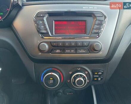 Серый Киа Рио, объемом двигателя 1.4 л и пробегом 95 тыс. км за 8500 $, фото 34 на Automoto.ua