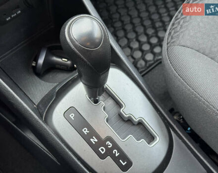 Серый Киа Рио, объемом двигателя 1.4 л и пробегом 260 тыс. км за 7799 $, фото 14 на Automoto.ua