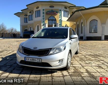 Серый Киа Рио, объемом двигателя 1.4 л и пробегом 156 тыс. км за 8500 $, фото 2 на Automoto.ua