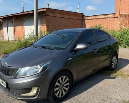 Серый Киа Рио, объемом двигателя 1.4 л и пробегом 320 тыс. км за 6300 $, фото 3 на Automoto.ua