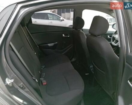 Серый Киа Рио, объемом двигателя 1.4 л и пробегом 160 тыс. км за 6800 $, фото 7 на Automoto.ua