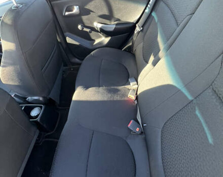 Сірий Кіа Ріо, об'ємом двигуна 1.4 л та пробігом 108 тис. км за 6850 $, фото 15 на Automoto.ua