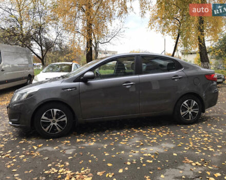 Кіа Ріо 2013 у Здолбунове на Automoto.ua Сірий Кіа Ріо, об'ємом двигуна 1.4 л та пробігом 257 тис. км за 6400 $, фото 3 на Automoto.ua