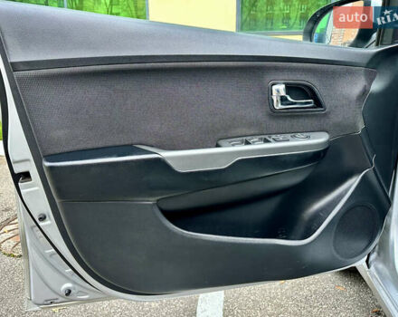 Серый Киа Рио, объемом двигателя 1.6 л и пробегом 168 тыс. км за 7800 $, фото 17 на Automoto.ua