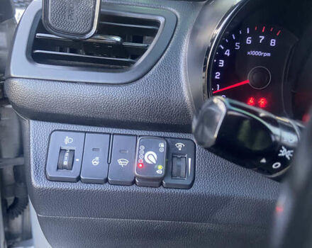 Сірий Кіа Ріо, об'ємом двигуна 1.59 л та пробігом 176 тис. км за 8300 $, фото 14 на Automoto.ua