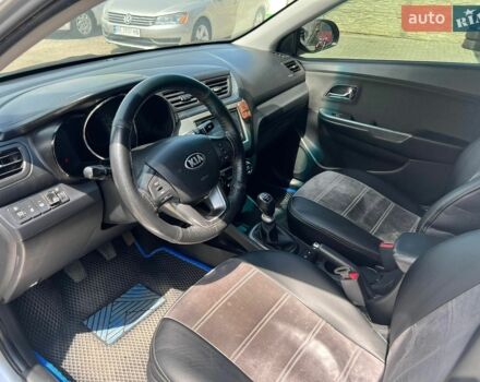 Сірий Кіа Ріо, об'ємом двигуна 1.6 л та пробігом 232 тис. км за 7699 $, фото 15 на Automoto.ua