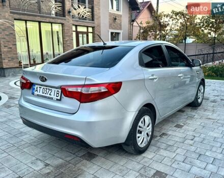Сірий Кіа Ріо, об'ємом двигуна 1.4 л та пробігом 262 тис. км за 5300 $, фото 3 на Automoto.ua