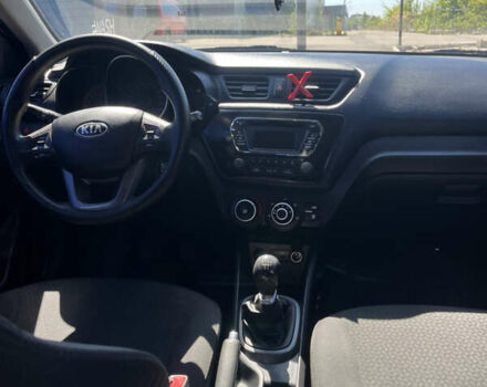 Серый Киа Рио, объемом двигателя 1.4 л и пробегом 203 тыс. км за 6500 $, фото 10 на Automoto.ua