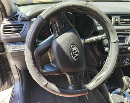 Сірий Кіа Ріо, об'ємом двигуна 1.6 л та пробігом 173 тис. км за 8100 $, фото 6 на Automoto.ua