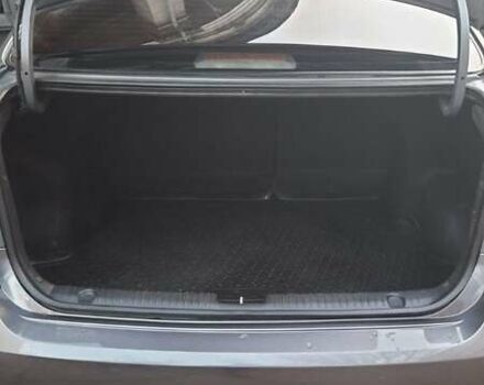 Серый Киа Рио, объемом двигателя 1.4 л и пробегом 68 тыс. км за 9000 $, фото 6 на Automoto.ua