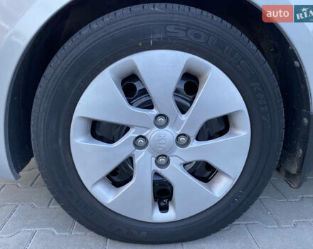 Серый Киа Рио, объемом двигателя 1.4 л и пробегом 43 тыс. км за 10450 $, фото 54 на Automoto.ua