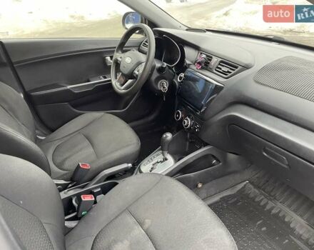 Серый Киа Рио, объемом двигателя 1.4 л и пробегом 135 тыс. км за 5300 $, фото 7 на Automoto.ua
