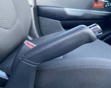 Серый Киа Рио, объемом двигателя 1.4 л и пробегом 43 тыс. км за 10450 $, фото 31 на Automoto.ua