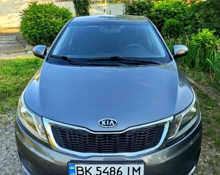 Серый Киа Рио, объемом двигателя 1.4 л и пробегом 135 тыс. км за 8400 $, фото 7 на Automoto.ua