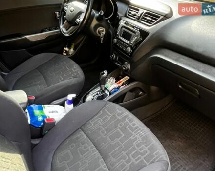 Серый Киа Рио, объемом двигателя 1.59 л и пробегом 136 тыс. км за 10300 $, фото 19 на Automoto.ua