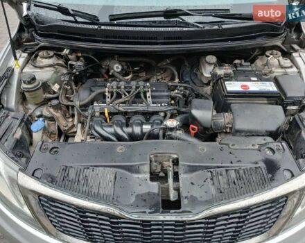 Серый Киа Рио, объемом двигателя 1.4 л и пробегом 157 тыс. км за 10300 $, фото 6 на Automoto.ua