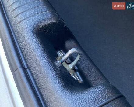 Серый Киа Рио, объемом двигателя 1.4 л и пробегом 43 тыс. км за 10450 $, фото 46 на Automoto.ua