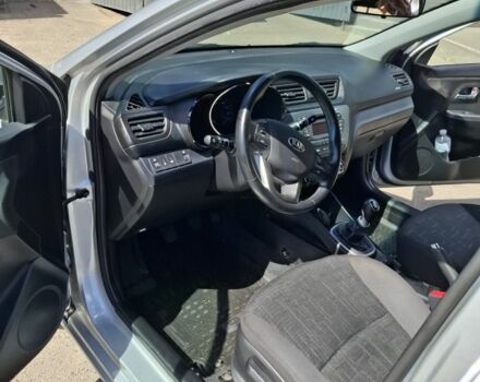 Серый Киа Рио, объемом двигателя 1.6 л и пробегом 26 тыс. км за 12000 $, фото 11 на Automoto.ua